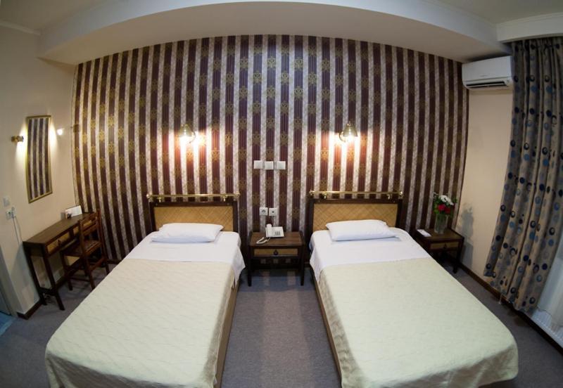Olympos Hotel Комотини Номер фото