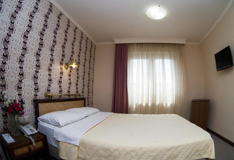 Olympos Hotel Комотини Номер фото